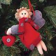 :  - Новогодняя ёлочная игрушка, Набор для создания подвески из фетра «Ангелочек с сердцем»